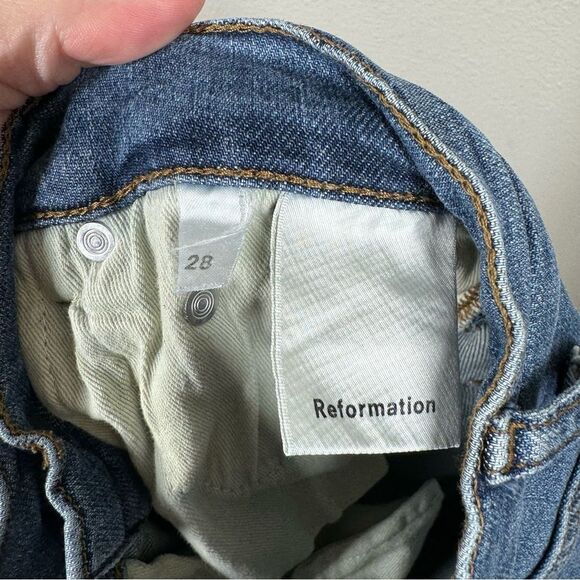 Reformation High & Skinny Jeans Rhine Wash Denim Stretch Women’s Size 28 - Picture 6 of 8